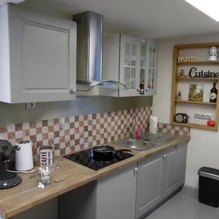 Chez Jerome, Au Pied De La Cite Medievale Διαμέρισμα *