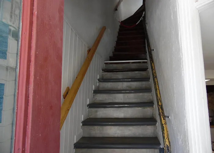 Appartement Chez Jérôme, Au Pied De La Cité Médiévale