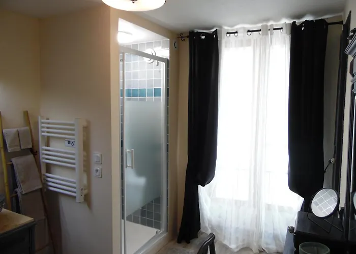 Chez Jérôme, Au Pied De La Cité Médiévale * Carcassonne