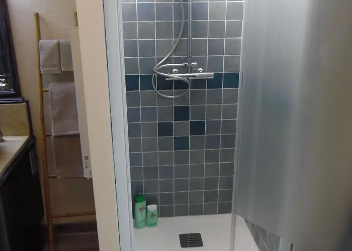 Chez Jérôme, Au Pied De La Cité Médiévale * Carcassonne